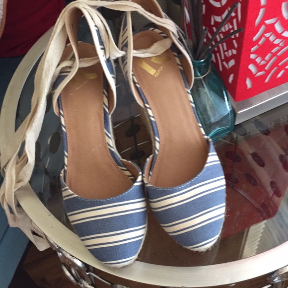 Shoes - Cute Spring & Summer Wedges NWOT
